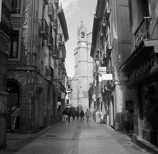 Talaia Ht ホームステイ *