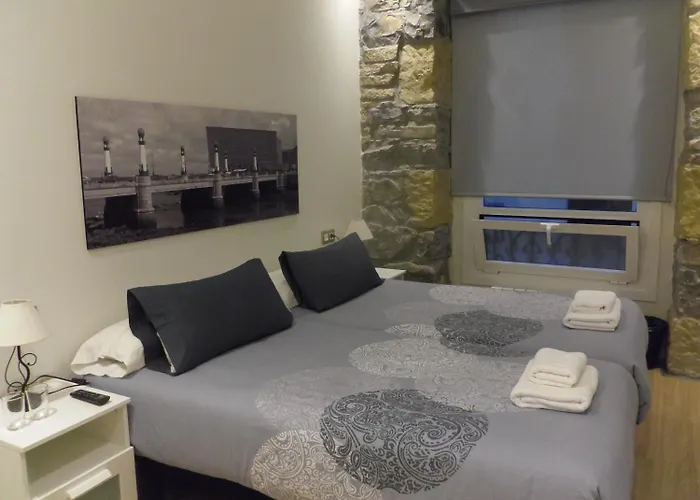 Talaia Ht ホームステイ